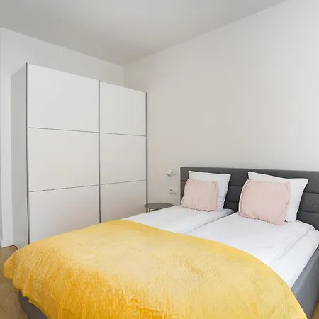 Totu Nadmorski Dwor Prestige Daire Gdansk