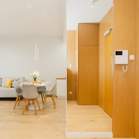 公寓 Totu Nadmorski Dwor Prestige 格但斯克